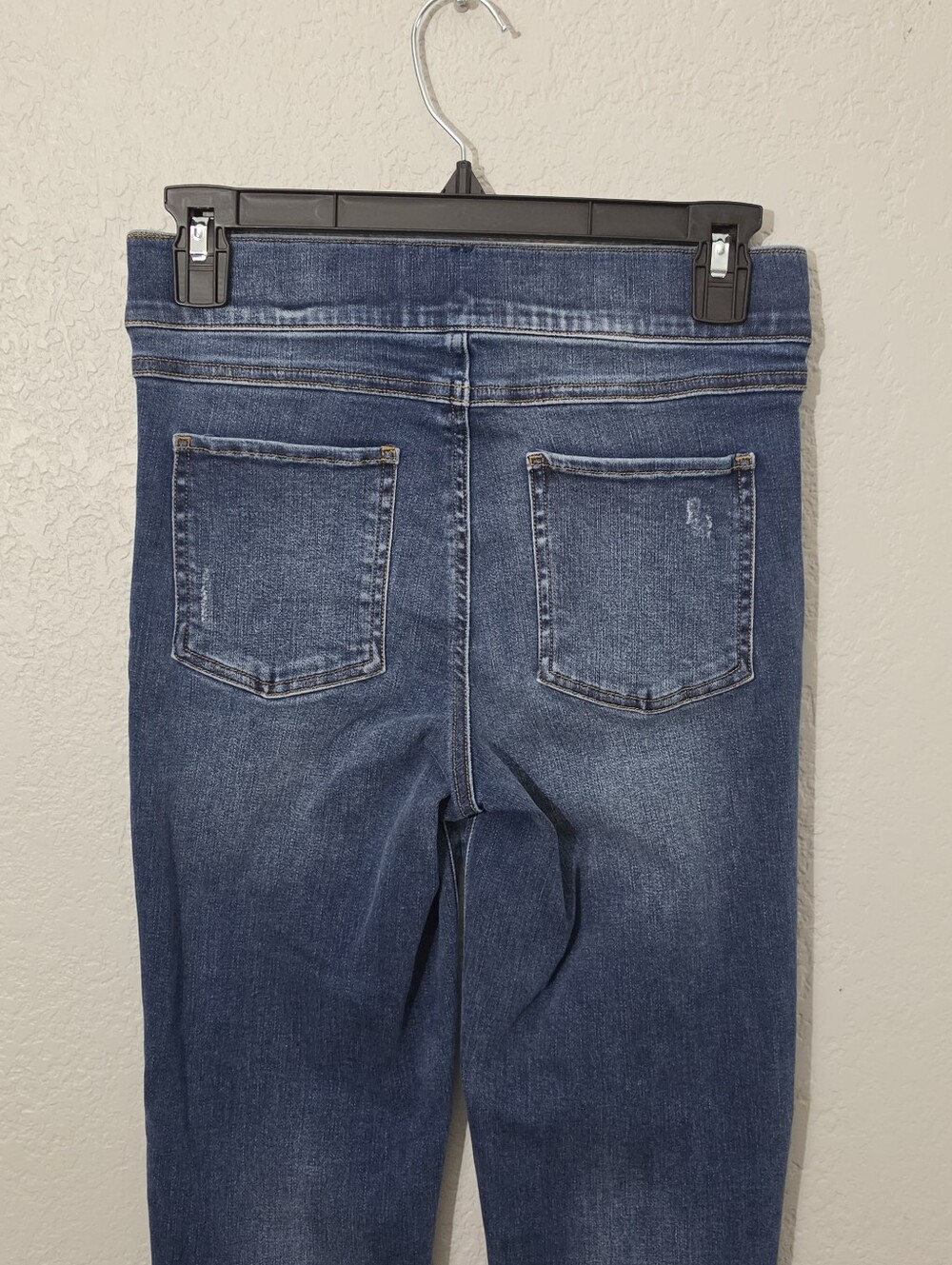 SPANX Distressed Ankle Skinny Jeans Womens Small Pull On Raw Hem Medium Wash - Picture 7 of 10